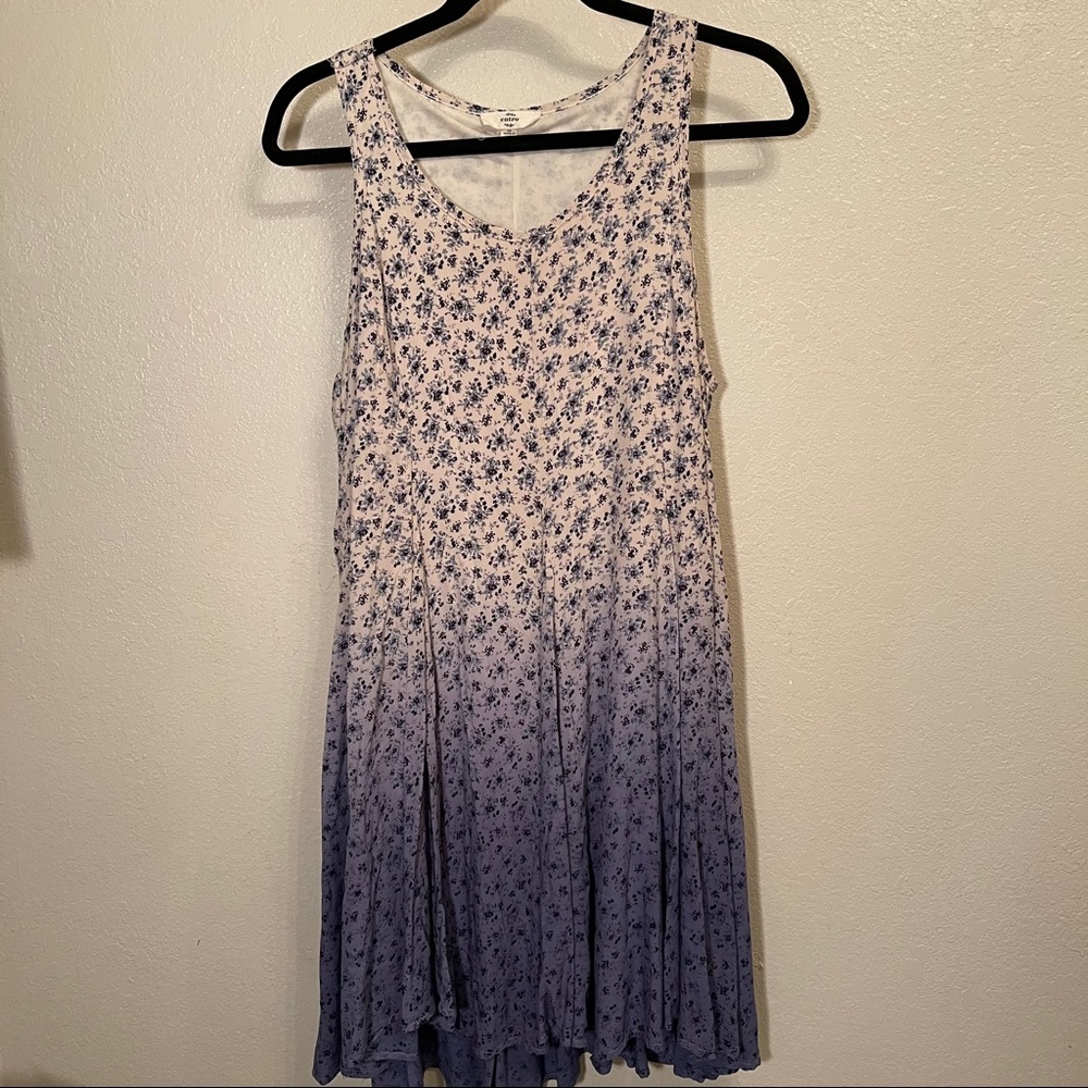 Entro floral ombré white and blue dress